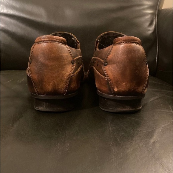 Lounge U Rock Men’s Brown Slip On  sz 9 - Picture 5 of 9